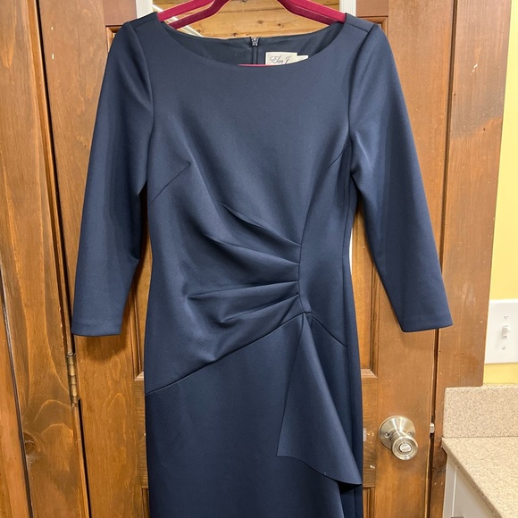 ELIZA J BLUE Techno Scuba Pleat Evening DRESS GOWN - Picture 6 of 9